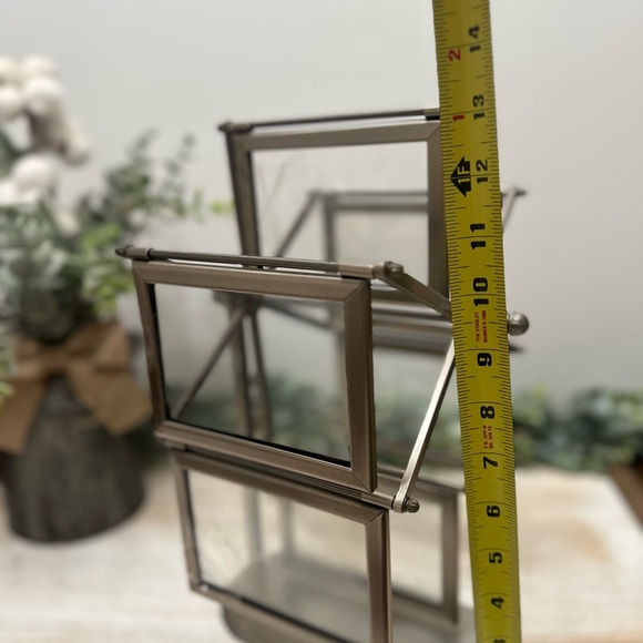 Silver Rotating Picture Frame - Picture 3 of 4